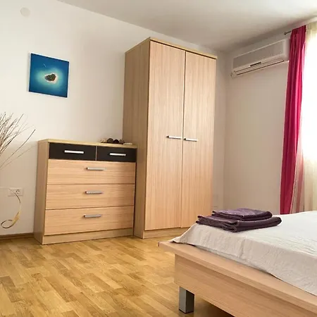 D.o.o. Yury شقة تروغير