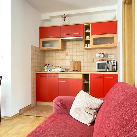 D.o.o. Yury * تروغير