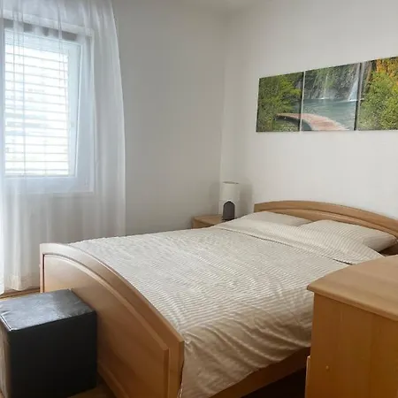 D.o.o. Yury Appartement *