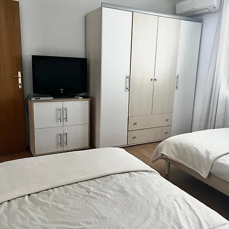 D.o.o. Yury * Trogir