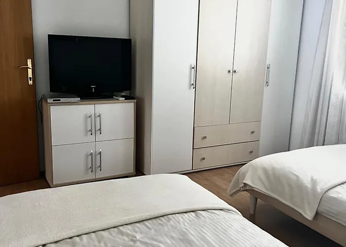 D.o.o. Yury * Trogir